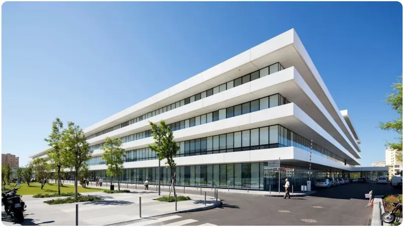 Centre hospitalier de Toulon utilisant la solution Galeon pour la valorisation des données de santé